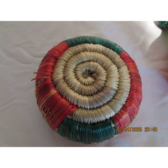 Woven wicker basket jar with lid multicolored art basket storage - Picture 7 of 10